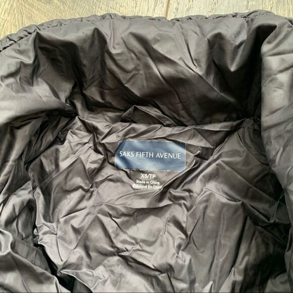Saks Fifth Avenue Quilted Packable Down Black Jacket Full Zip Size XS - Picture 9 of 10